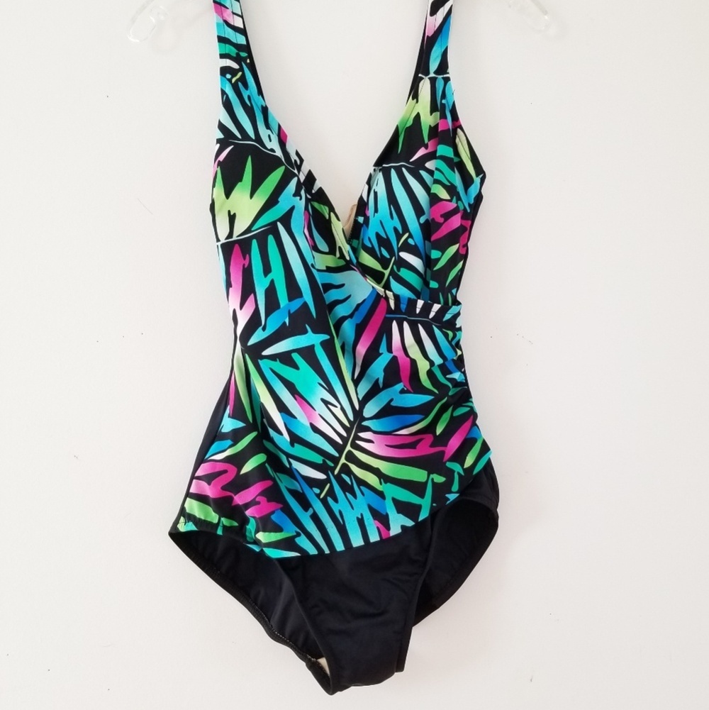 Maxine Womens Trimshaper Bamboo Multicolor & Black Swimsuit. Size 10 Tall